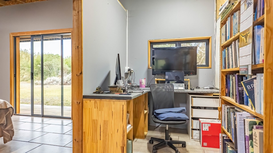 Commercial Property for Sale in Sedgefield Rural Western Cape